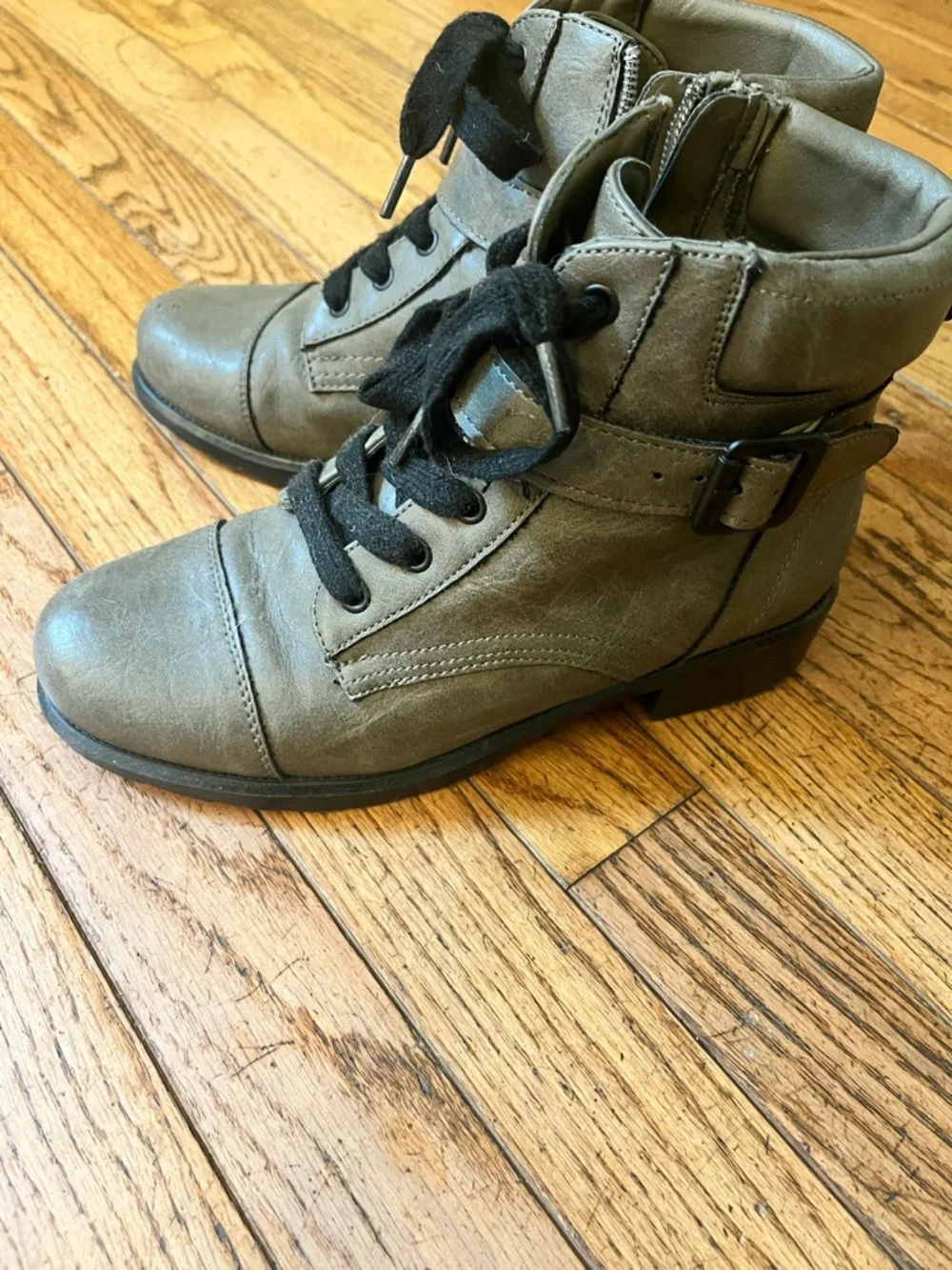 Madden Girl Gray Combat Lace-Up Ankle Boots with Zipper